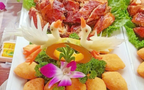 DỊCH VỤ NẤU ĂN CHUYÊN NGHIỆP TẠI KHU HAI LÚA ẨM THỰC NGHỈ DƯỠNG SINH THÁI – TINH HOA ẨM THỰC MIỀN TÂY GIỮA LÒNG ĐỒNG THÁP