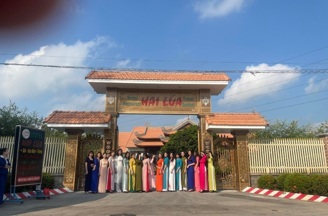 Nhà Hàng Ẩm Thực - Khu Nghĩ Dưỡng Sinh Thái - Vườn Táo Cổ Thụ Hai Lúa tại Đồng Tháp